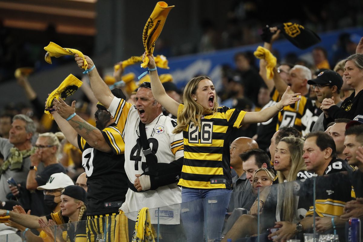 Countdown Begins: Pittsburgh Steelers Unveil Massive Clock for 2026 NFL ...
