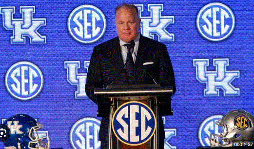 Breaking News: Kentucky Wildcats Football Head Coach Mark Stoops Just Officially Announced The Departure Of Two Top Sensational Star Players Due To...