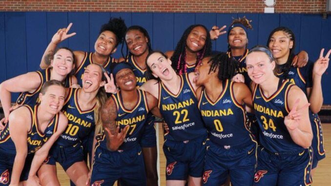 indiana-fever-recent-team-photo-v0-ayzqh5w52dkd1