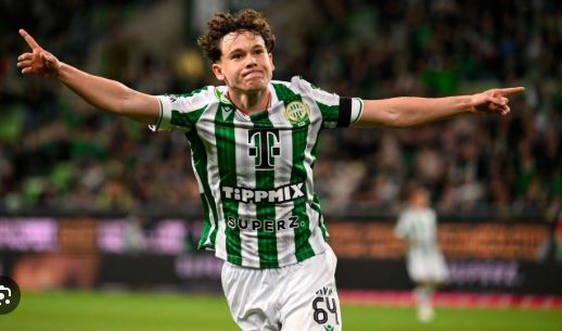 „A Ferencváros védekező középpályása, Tóth Alex hivatalosan felbontotta szerződését a klubbal, és bejelentette távozását.”